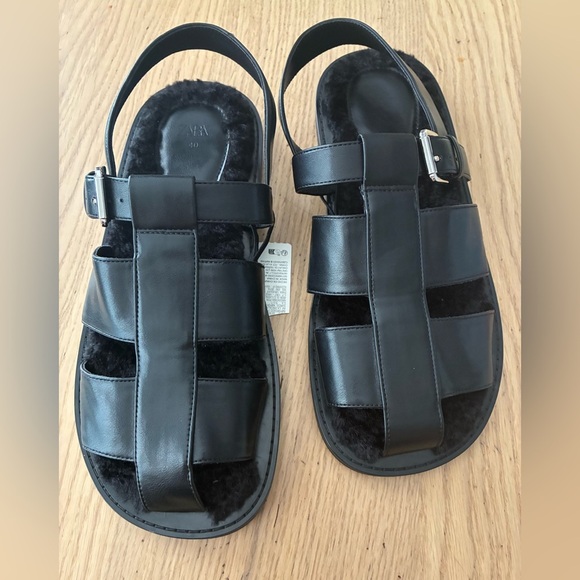 🆕Zara Black Faux Fur Lined Flat Cage Sandals 9/40🆕 - Picture 8 of 16